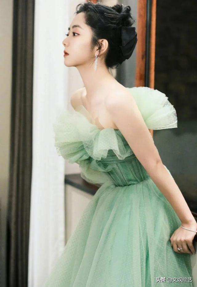 金鹰女神谭松韵现状，谭松韵现身金鹰节