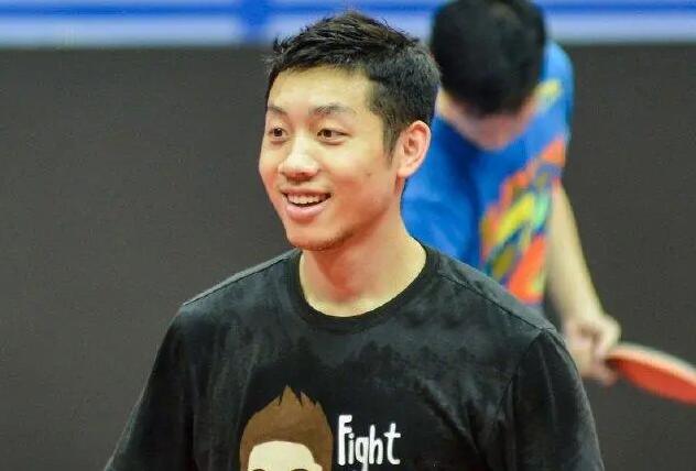 许昕个人资料，金牌背后有眼泪和坎坷（许昕个人资料简介及身高）