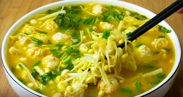 早餐应该做些什么吃，早餐做什么吃好（建议学生：少吃油条和包子）