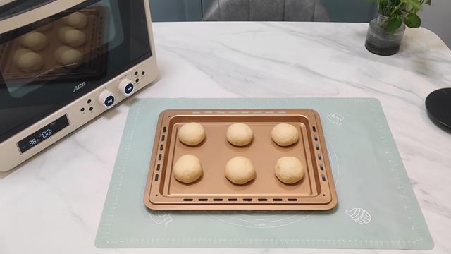 烤箱预热怎么操作，烤箱怎么预热（你就是朋友圈最靓的仔）