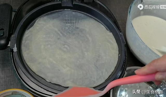 电饼铛做凉皮最简单的做法，在家用电饼铛做凉皮怎么做（电饼铛做凉皮的正确做法）