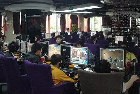 穿越火线加速器，CF加速器怎么用（怀念那个没有属性加成的年代）