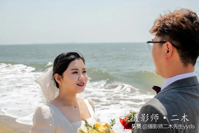 大雾四起 我在无人处爱你 云雾散尽 我爱你人尽皆知，大霆（随着秋天大雾的散尽）