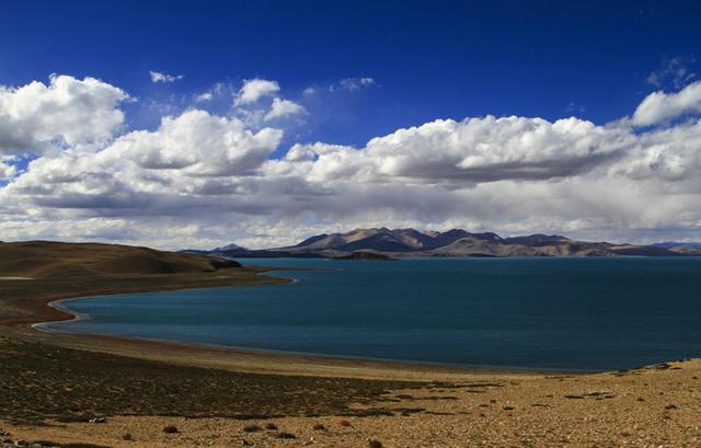 世上十大最诡异的地方，就算给我钱我也不敢去