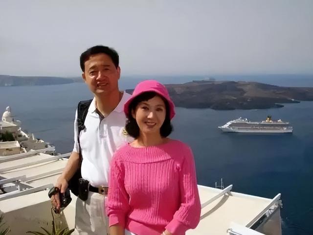 移民后最后悔的明星，这十位老牌明星