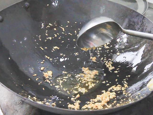 生凉瓜的功效与作用，生凉瓜的功效与作用是什么（夏天多吃“凉瓜”）