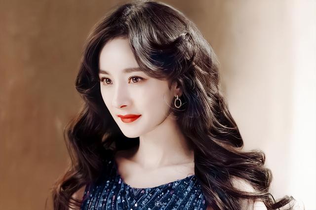 杨幂高清美图 wuli大幂幂美呆了，杨幂高清美图大图（杨幂——人群中一眼就惊艳的长相）