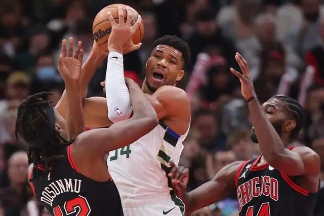 nba单场最高得分，NBA个人单场最高分是多少（NBA进入数据井喷时代究竟是喜是悲）