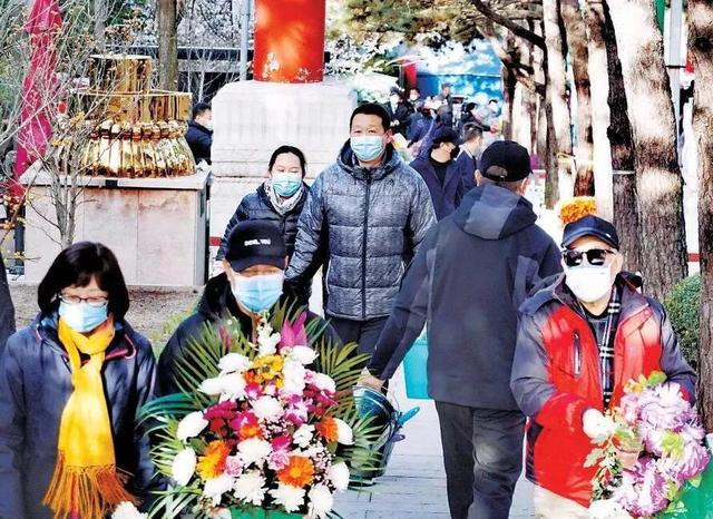 关于清明节祭奠的歌，清明祭祀 8首