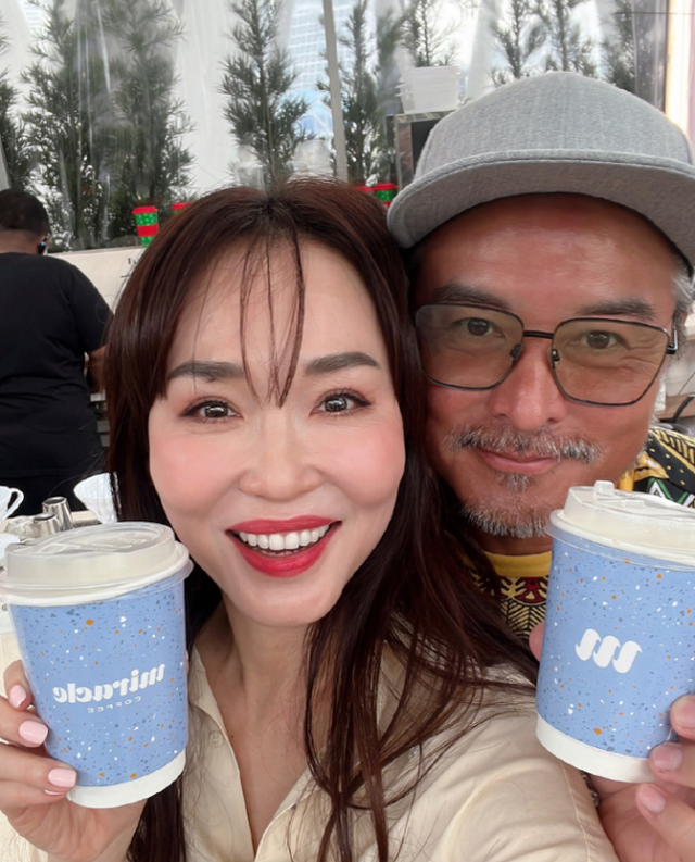 李铭顺和范文芳，李铭顺范文芳秀恩爱