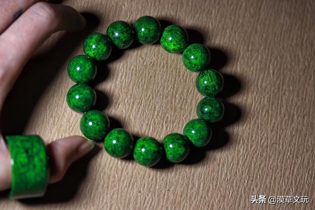 海象牙的解释,海象牙齿叫什么(这种贵族文玩消失了百年)