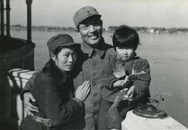 革命党人的定义，什么是革命党（我党阵亡的最高将领是谁）