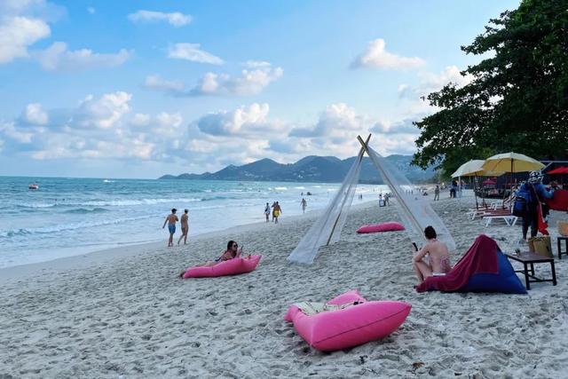 苏梅岛旅游攻略线路，苏梅岛旅游报价（我在这个小岛提早过起夏天了）