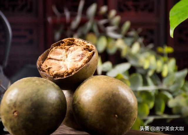 花茶搭配表，简要介绍花茶的各种搭配常见的有哪一些（菊花茶的4样“神仙搭配”）