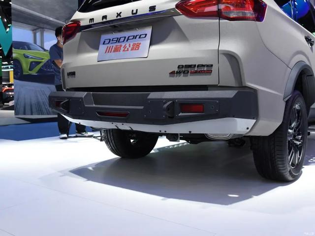 越野车suv排行榜大通d90pro，最省油的越野车有哪些（2.0T爆发500N·m,后差速锁+5/6/7座,比哈弗H9硬）