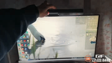 暖白光和白光的区别，灯泡白光与暖白光的区别（说说我使用VFZ屏幕挂灯的感受）