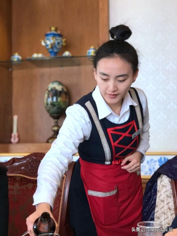 哈尔滨市有特色的西餐，<三>伏尔加庄园城堡西餐厅