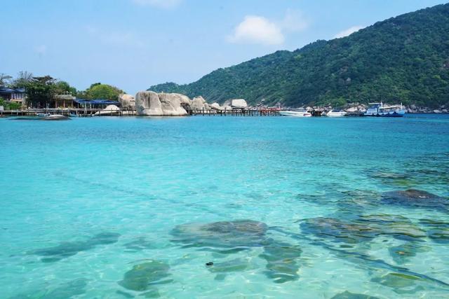 苏梅岛旅游攻略线路，苏梅岛旅游报价（我在这个小岛提早过起夏天了）