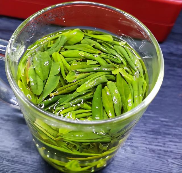 陕南绿茶冲泡方法，绿茶茶汤怎么泡（冲泡绿茶最忌先放茶叶再倒水）