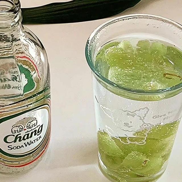 绿色系背景图，绿色背景图片纯色 护眼（背景图，生活总是带点绿色的）