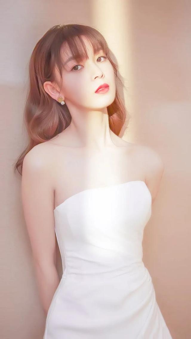 有气质女人晚安说说，有气质女人晚安说说图片大全（精选美女明星手机壁纸合集）