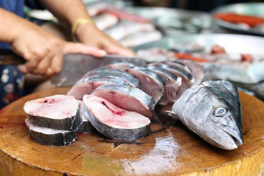 燕鲅鱼怎么做好吃，燕鲅鱼和鲐鲅鱼哪种好吃（最好不要加水炖）