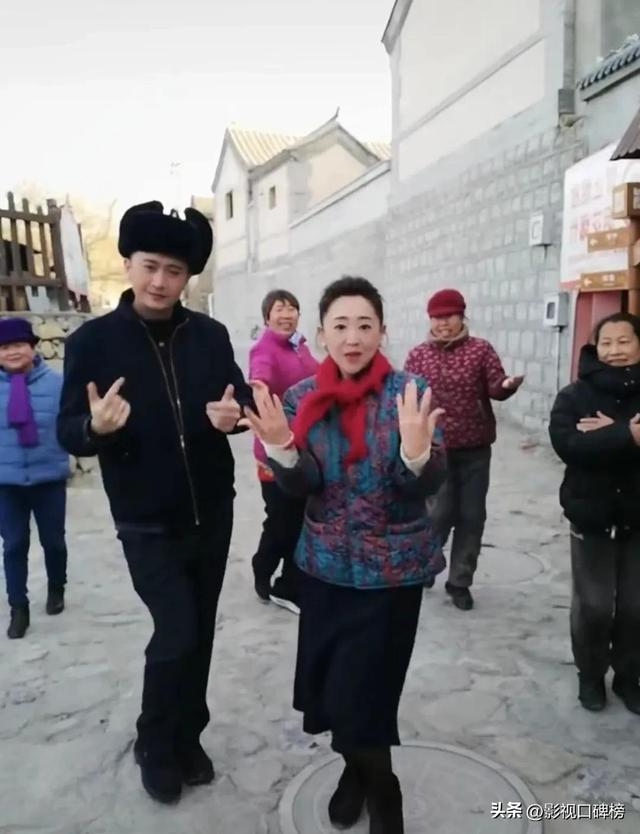 月亮姐姐多大了，月亮姐姐丈夫多大年龄（44岁月亮姐姐入乡随俗）