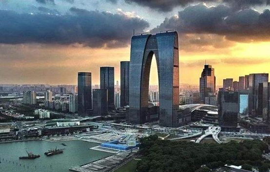 中央电视台大楼设计，中央电视台总部大楼对外开放吗（摸不着艺术的边界）