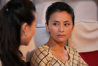 何音：为了儿子跟黄志忠离婚，为了儿子又嫁小丈夫