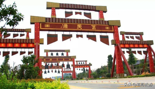 郑州有什么好玩的地方景点排行榜，郑州旅游十大景点（河南好玩的景点有哪些地方）