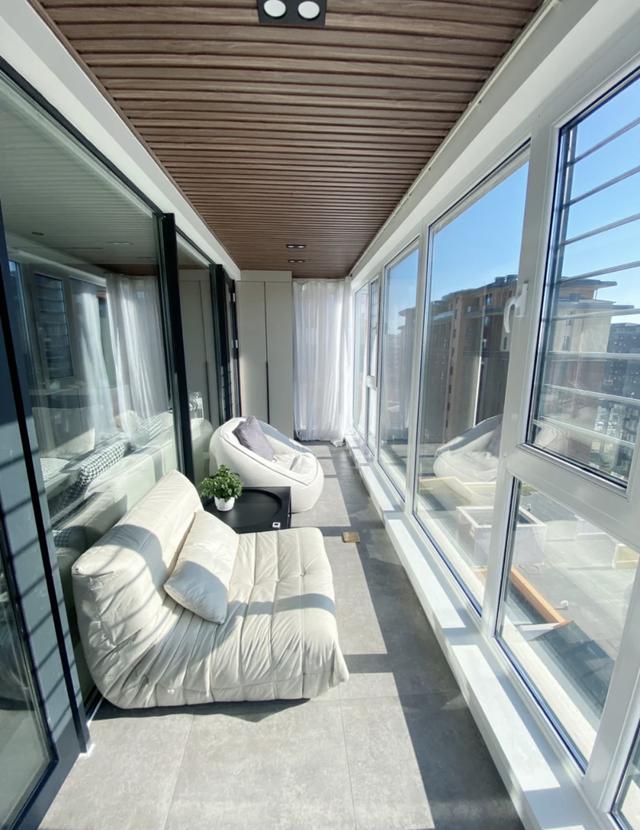 阳台装修效果图_阳台装修效果图，阳台装修茶室效果图（晒晒5个“网红阳台”）