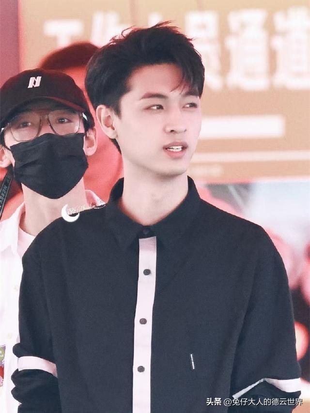 秦霄贤，秦霄贤宣布恋情（德云社秦霄贤回应传闻图片）