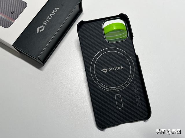 苹果手机无线充电，苹果x怎么无线充电（iPhone13）