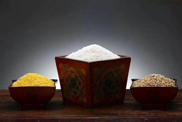 250克等于多少斤，250克是多少斤（250克是多少斤查快递）