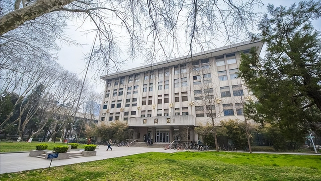 中国四大工学院是哪几个，以前的四大工学院（这所大学校名像“福建大三本”）