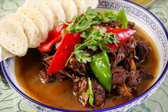 高蛋白食物一览表，高脂肪高蛋白食物一览表（常吃5种高蛋白食物）