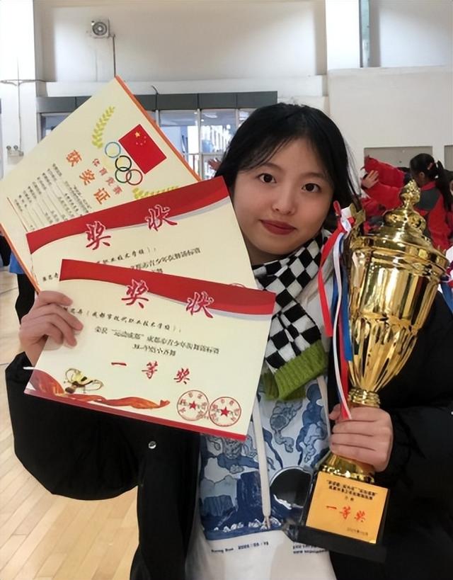 成都现代职业学校，成都市现代计算机职业技术学校有哪些专业（我的大学不是梦⑥——成都市现代职业技术学校单招喜报）