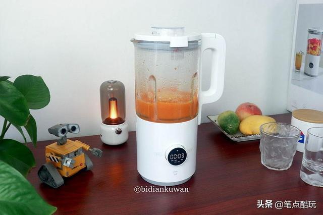 小米破壁机怎么使用，小米破壁机怎么使用教程（米家智能小破壁料理机体验）