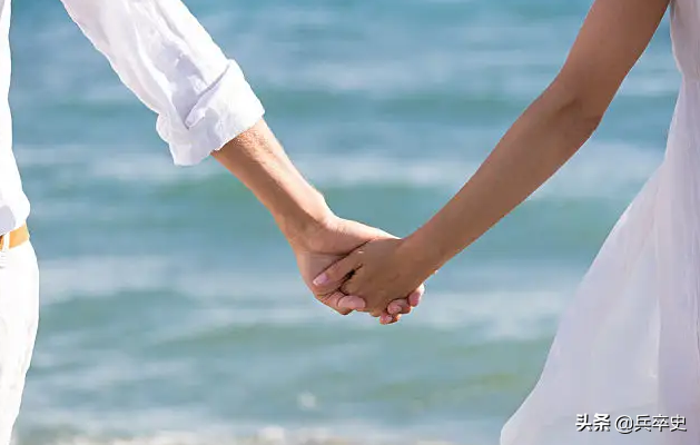 北京动物园百米巨蟒，太平洋底惊现百米巨蟒（海南巨蟒为报恩甘当“保镖”）