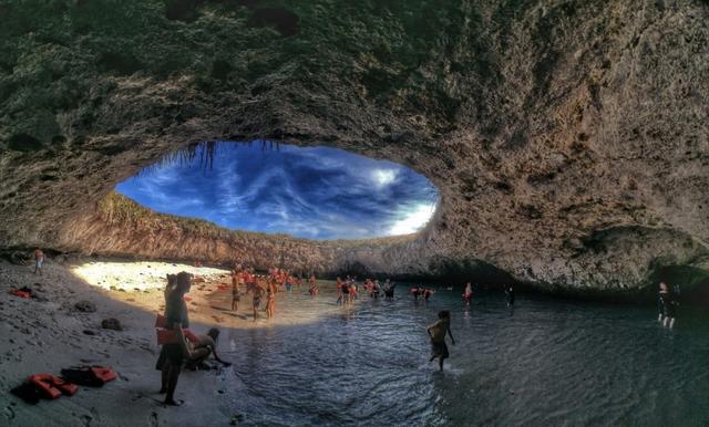 全球最美十大海岛，全球十大海滩旅游胜地（打卡攻略：世界上最美丽的）