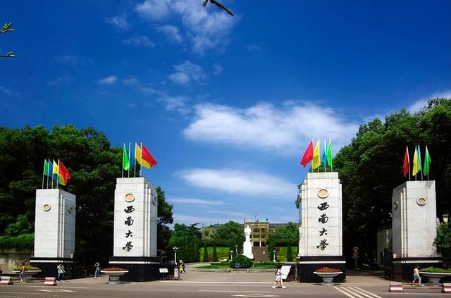 教育部直属师范大学，有哪些师范大学是教育部直属的（教育部直属师大全国排名）