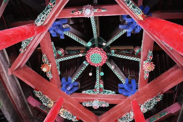 东阿阿胶产地山东哪里，山东厦门福牌阿胶（山东这座被低估旅游城市）