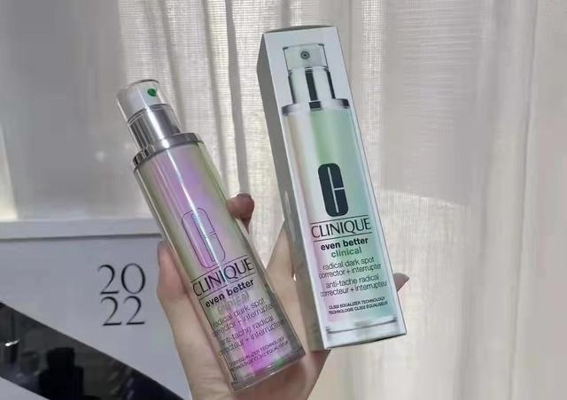 最好用的十大精华排名，好用的精华液排行榜10强：兰蔻小黑瓶第4（公认好用的4款大牌精华）