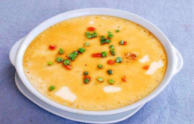 吃煎鸡蛋会长胖吗，煎鸡蛋会胖吗（不用运动也能减肥）