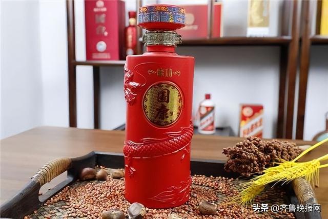 五粮液是什么香型，十大浓香型白酒（为何五粮液没入选四大名酒）