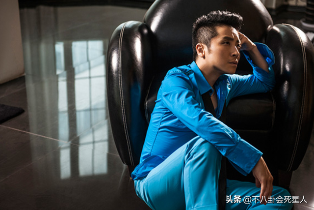 中国民谣歌手有谁，中国民谣歌手有哪些（这20位90年代内地男歌手）