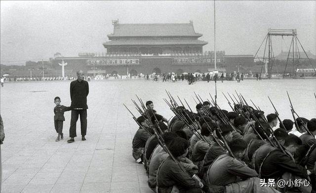 天安门属于哪个区，地安门属于北京哪个区（120年来天安门都发生过什么）
