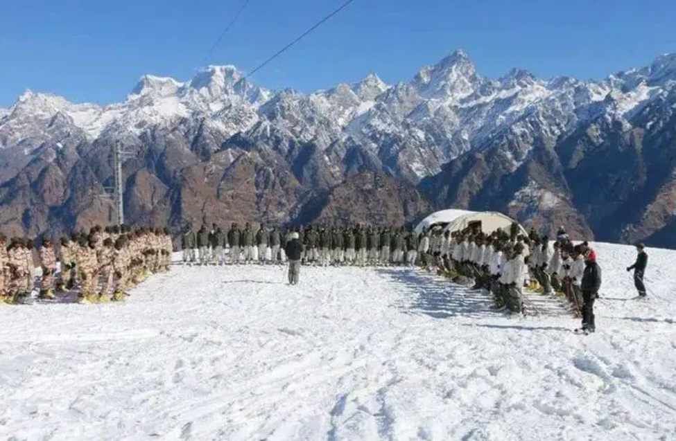 抱头鼠窜(中印加勒万河谷冲突) - 火句子