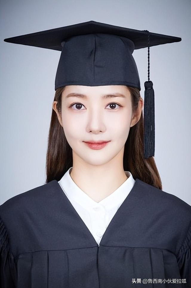 韩国女演员朴敏英晒照片，结果被粉丝指“认不出”，为什么明星都这么瘦，韩国女演员朴敏英晒照片（韩国女星朴敏英怎么了）