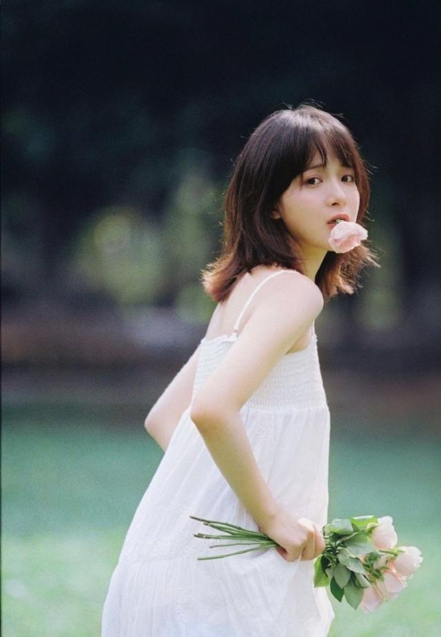 高清气质清新美女美图,美女图片 清新 唯美(清新优雅美丽气质的女神)